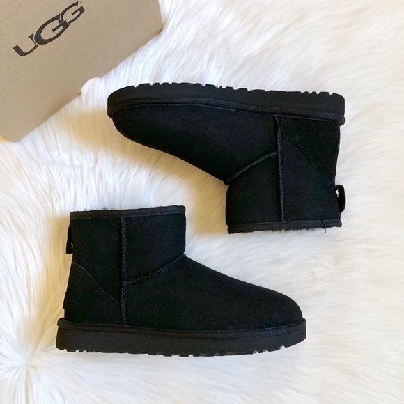 ugg black classic mini